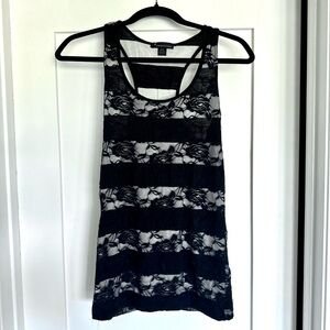 Forever 21 Black and Gray Sleeveless Tank Top